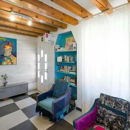 Night Galleria - Bed & Art In - The Pink House Holiday home Burano