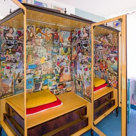 Night Galleria - Bed & Art In - The Pink House * Burano