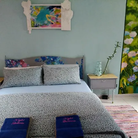 Holiday home Night Galleria - Bed & Art In - The Pink House Burano