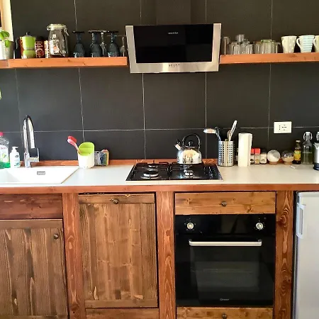 Night Galleria - Bed & Art In - The Pink House Hébergement de vacances